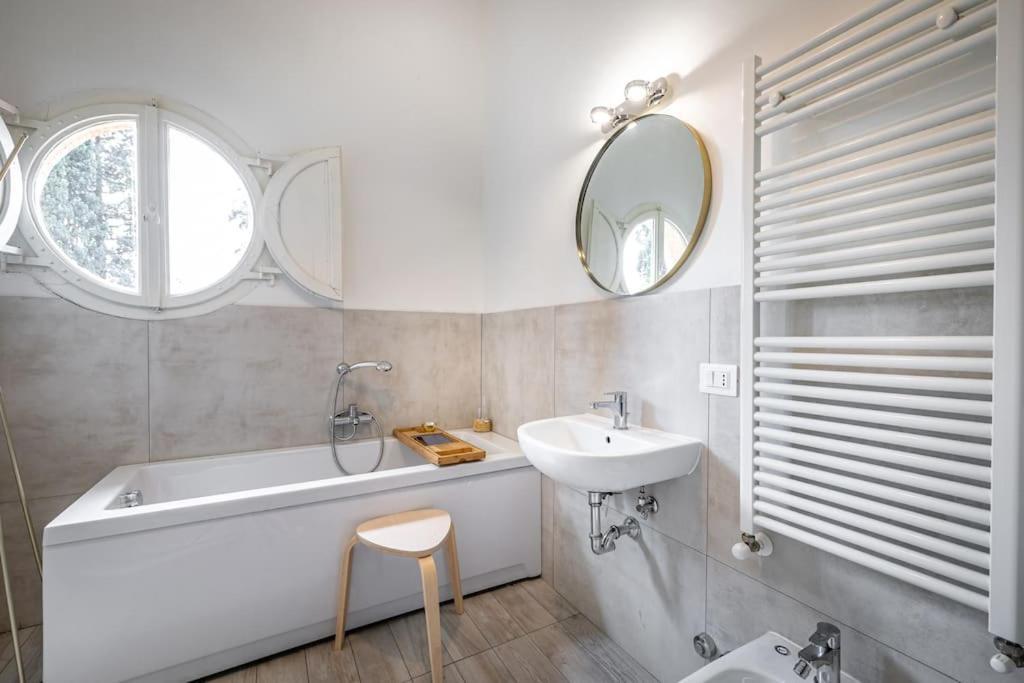 Luxury Limonaia With Jacuzzi Near Florence San Jacopo al Girone Eksteriør bilde